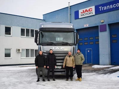Новые поставки тягачей JAC K7